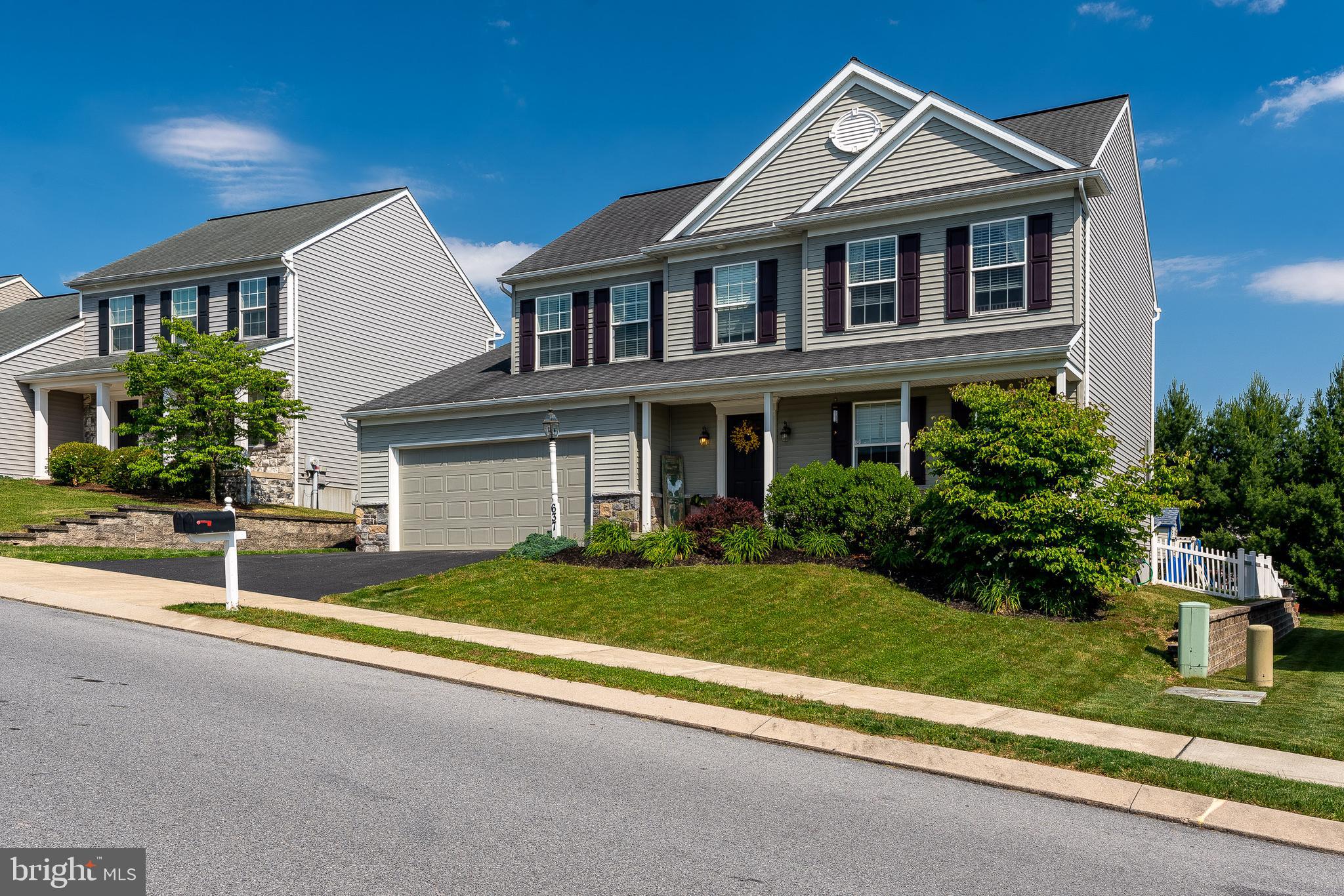637 Hamaker Road Manheim, PA 17545 - Photo 2 of 44