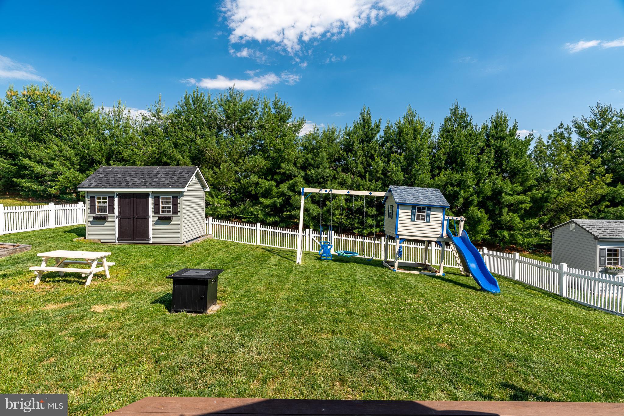 637 Hamaker Road Manheim, PA 17545 - Photo 13 of 44