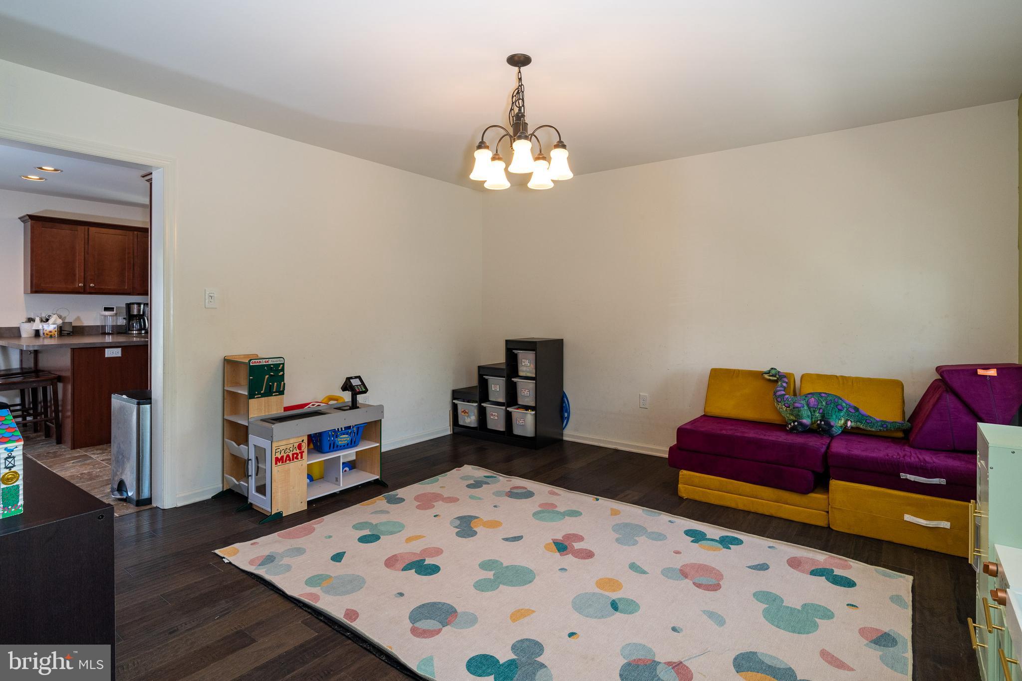 637 Hamaker Road Manheim, PA 17545 - Photo 15 of 44
