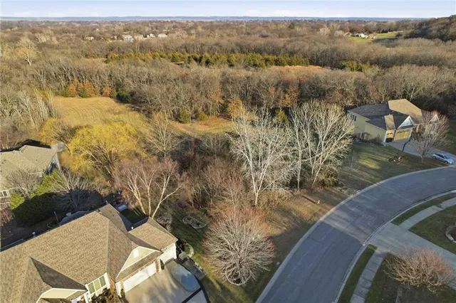 $65,000 | 1828 Edgewood Court, Leavenworth, KS 66048