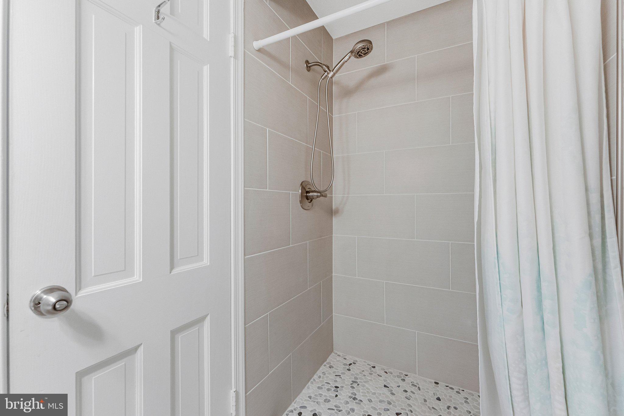 12121 Stirrup Road Reston, VA 20191 - Photo 45 of 67 Lower Level Full Bath #4