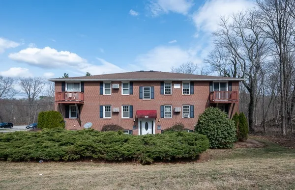 $149,900 | 325 Ashland Avenue, Unit 12, Southbridge, MA 01550