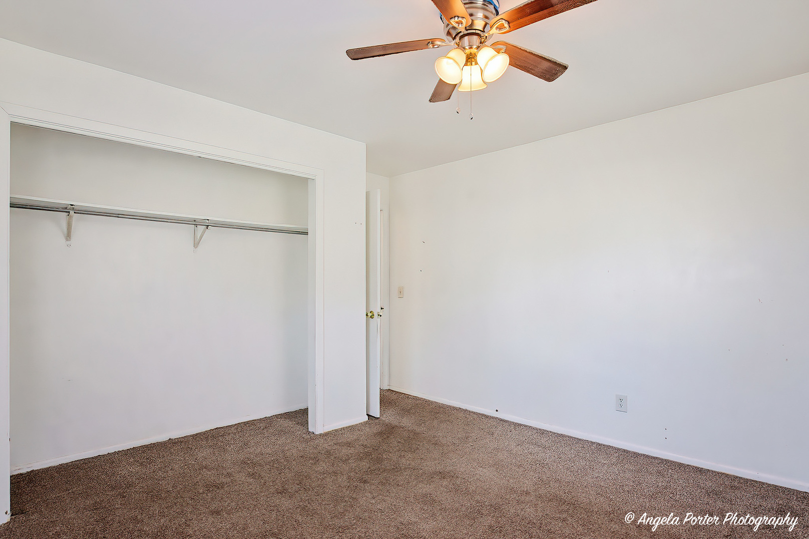 2702 Baldwin Road McHenry, IL 60050 - Photo 14 of 27