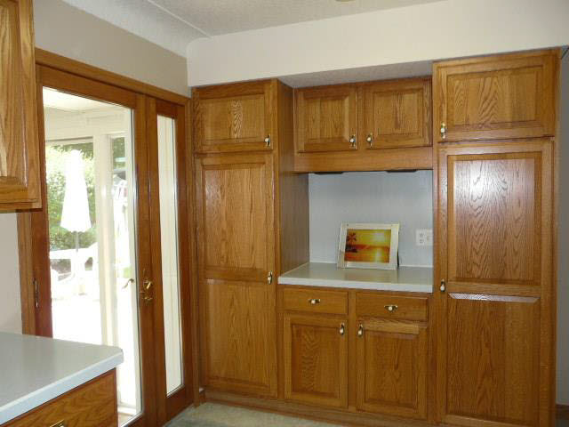 3937 Knepper Road Lambertville, MI 48144 - Photo 9 of 20 Kitchen to sun room