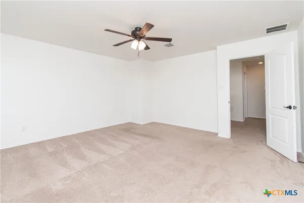 $2,500 | 661 Bailey Park Drive, Jarrell, TX 76537
