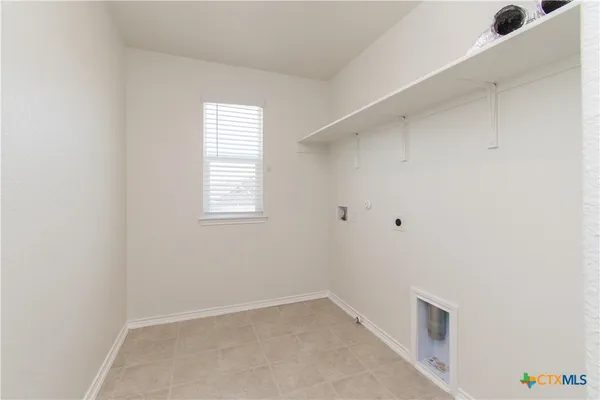 $2,500 | 661 Bailey Park Drive, Jarrell, TX 76537