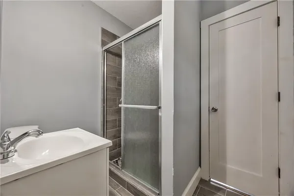 $158,000 | 1810 South Maywood Avenue, Independence, MO 64052