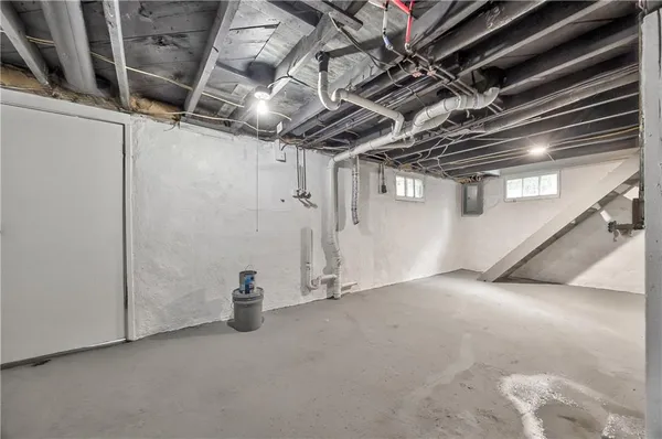 $158,000 | 1810 South Maywood Avenue, Independence, MO 64052