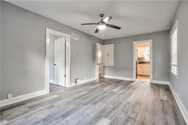 $163,000 | 1810 South Maywood Avenue, Independence, MO 64052