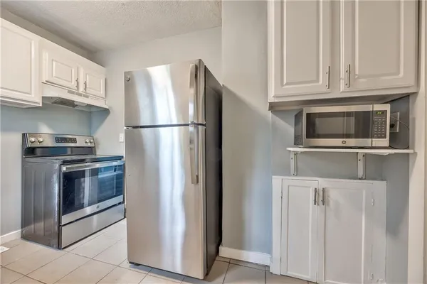 $158,000 | 1810 South Maywood Avenue, Independence, MO 64052