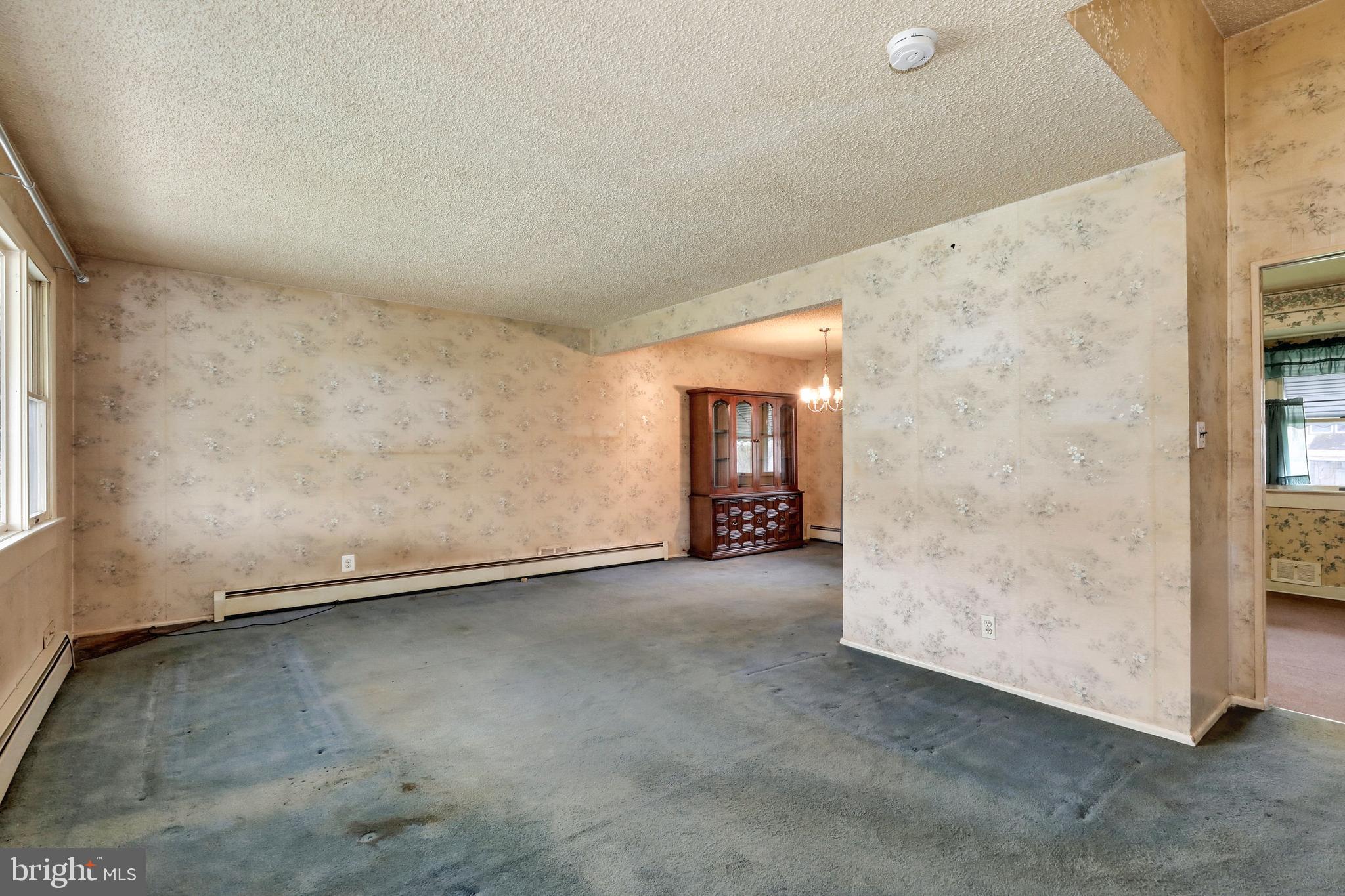 916 Woodlane Road Mount Holly, NJ 08060 - Photo 11 of 33 Gallery Image 11