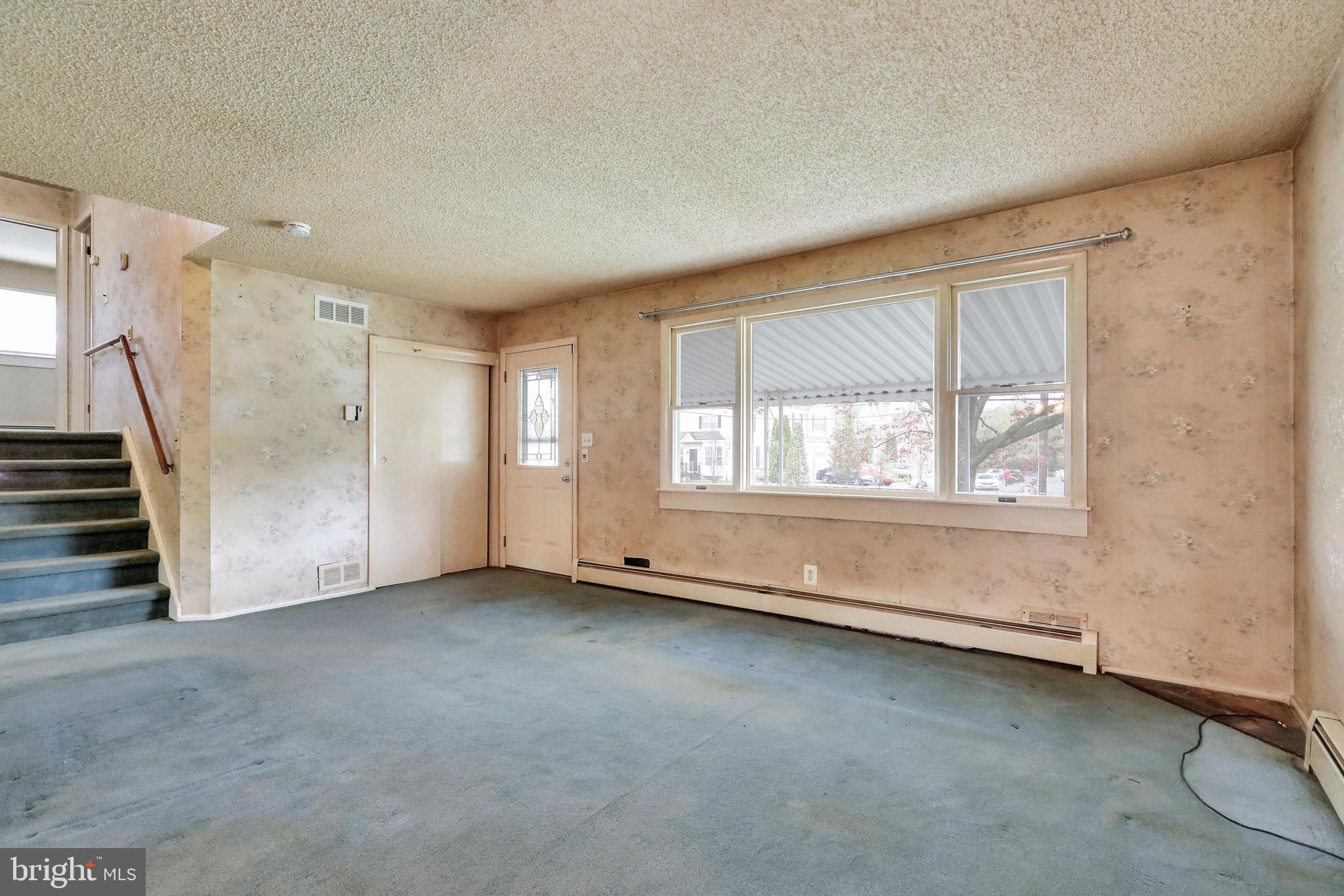916 Woodlane Road Mount Holly, NJ 08060 - Photo 16 of 33 Gallery Image 16