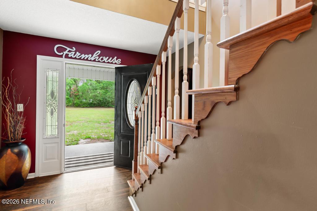 28317 Pike Road Hilliard, FL 32046 - Photo 6 of 42 a view of entryway