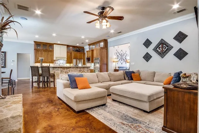 $3,300 | 6316 Prospect Hill Drive, Granbury, TX 76049