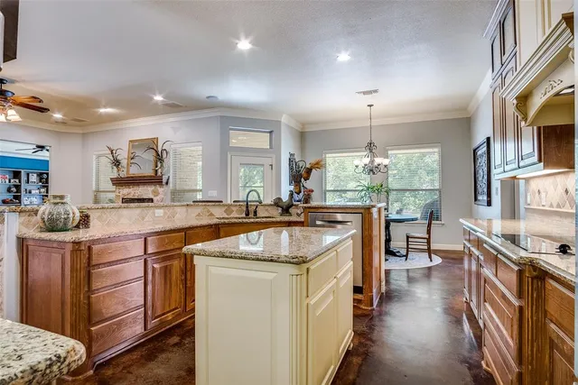 $3,300 | 6316 Prospect Hill Drive, Granbury, TX 76049