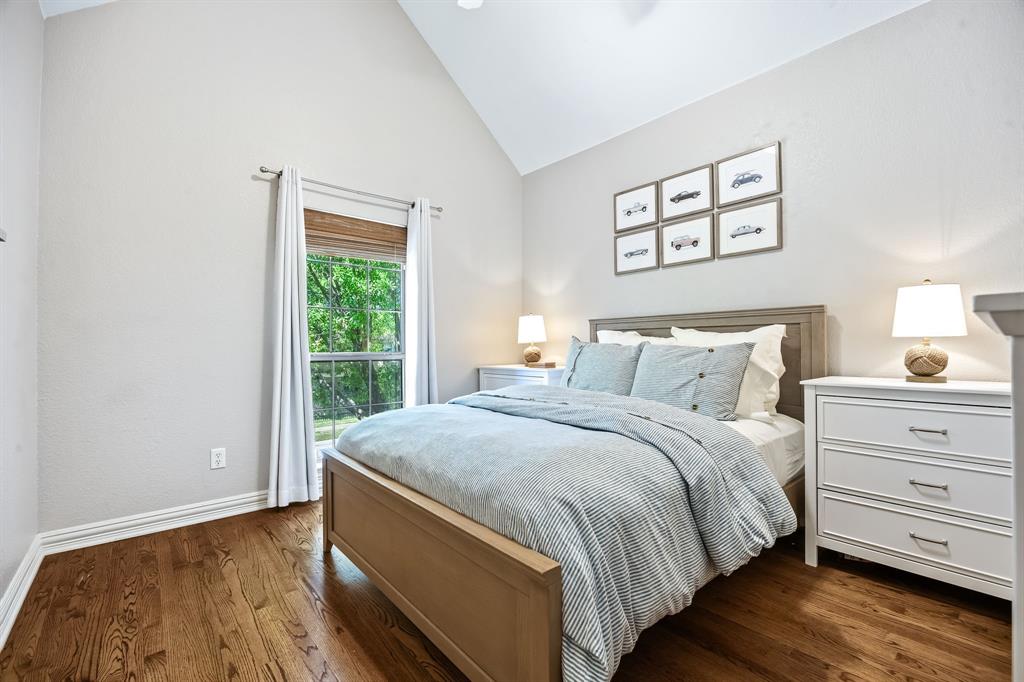 5332 Longview Street Dallas, TX 75206 - Photo 26 of 31 Bedroom #2