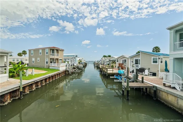 $174,300 | 105 Nettles Boulevard, Jensen Beach, FL 34957