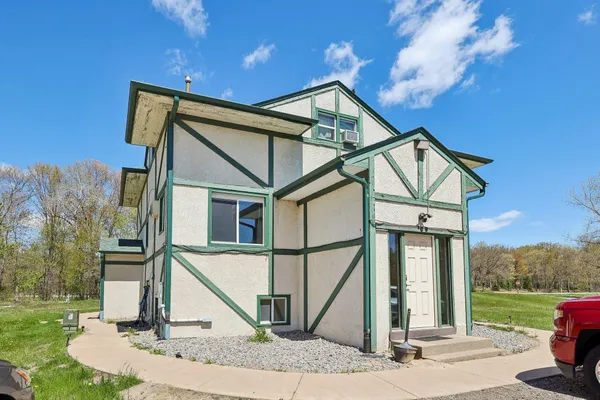 $1,300 | 17256 Kenyon Street Northeast, Unit 2, Andover, MN 55304