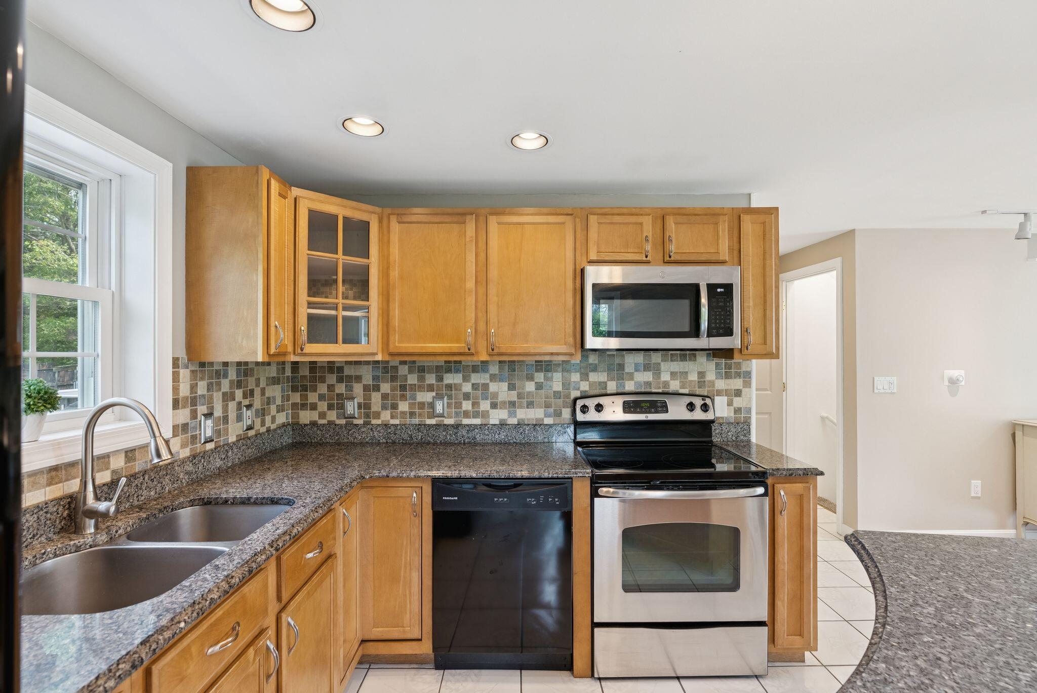 19 Straw Road Gorham, ME 04038 - Photo 34 of 67 mls_DSC08014