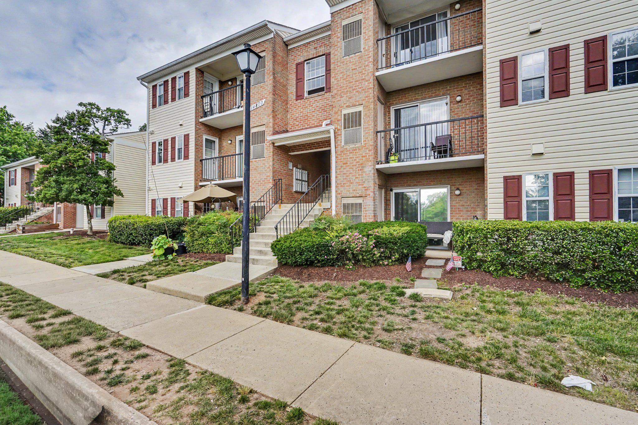 14800 Rydell Road, Unit 201 Centreville, VA 20121 - Photo 25 of 28 Charming brick-fronted condos.