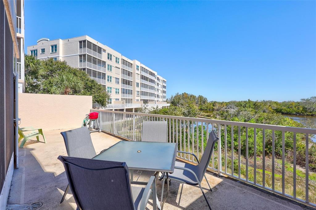 6475 Shoreline Drive, Unit 5102 St. Petersburg, FL 33708 - Photo 28 of 39