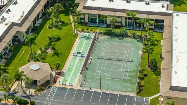 $199,000 | 12300 Vonn Road, Unit 6105, Largo, FL 33774