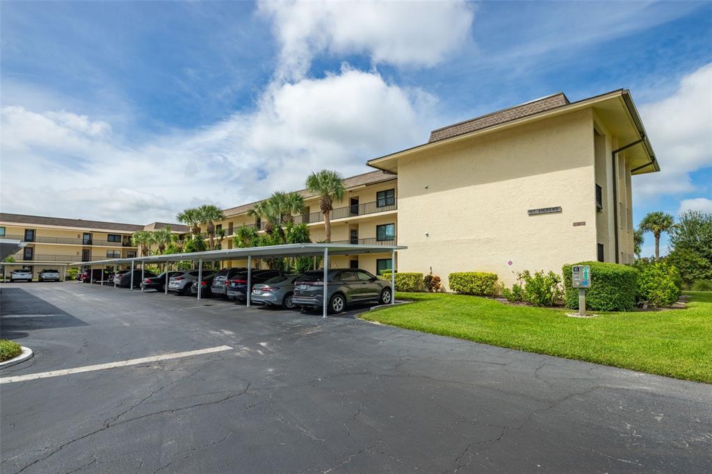 12300 Vonn Road, Unit 6105 Largo, FL 33774 - Photo 5 of 40