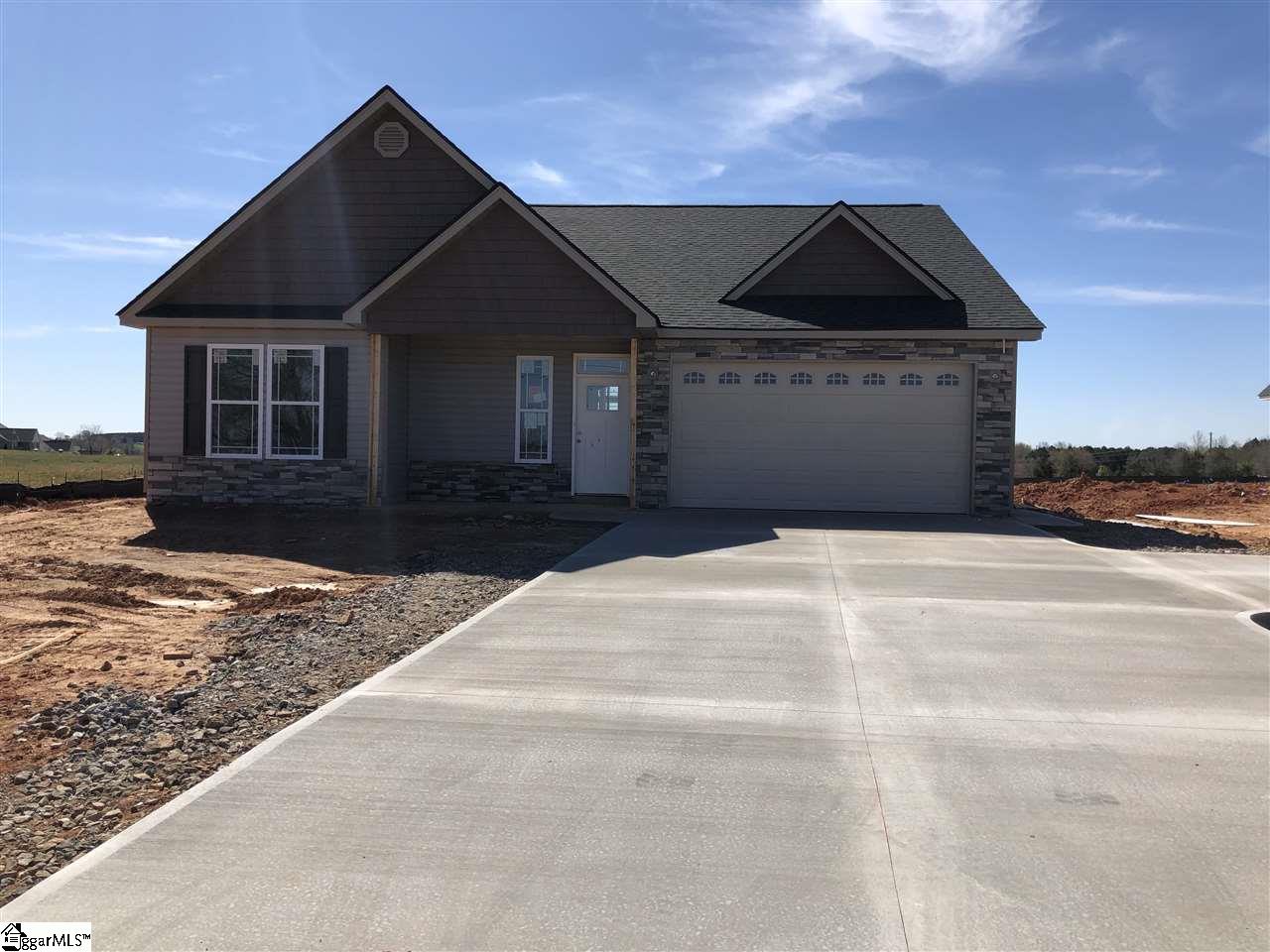 1386 Satterfield Road Greer, SC 29651 - Photo 2 of 12 Gallery Image 2