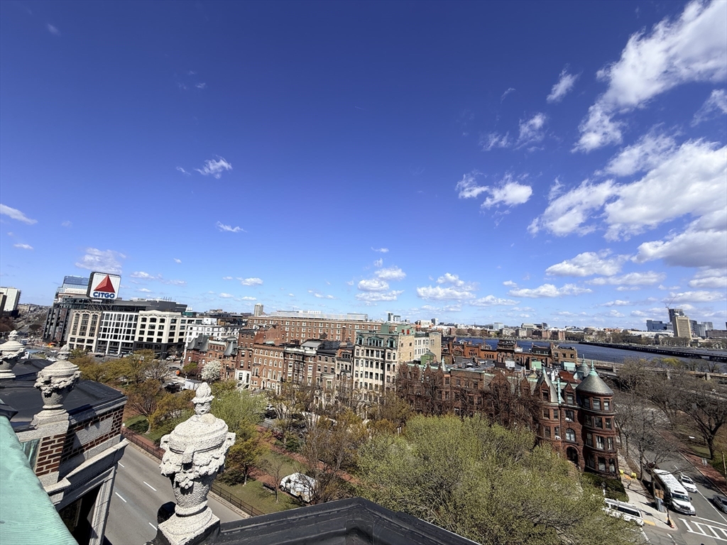 464 Commonwealth Avenue, Unit 72 Boston, MA 02215 - Photo 16 of 18 a view of a city