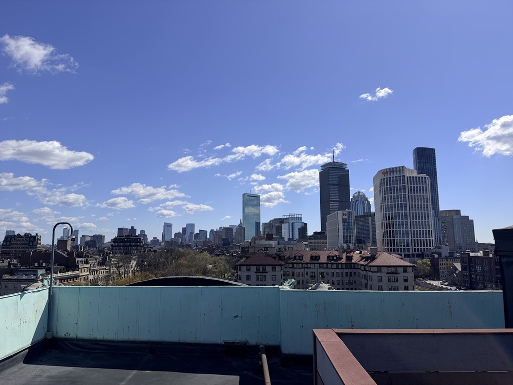 464 Commonwealth Avenue, Unit 72 Boston, MA 02215 - Photo 17 of 18 a view of a city