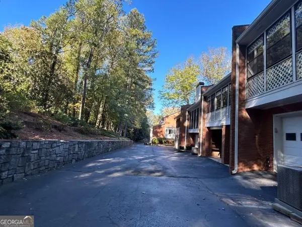 $405,000 | 5417 Trentham Drive, Atlanta, GA 30338