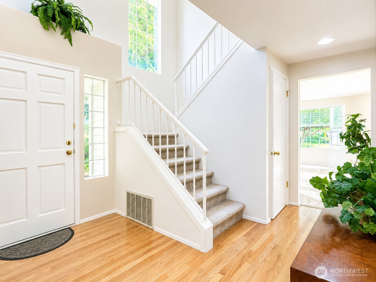 2009 Mill Pointe Drive Southeast Bothell, WA 98012 - Photo 7 of 40