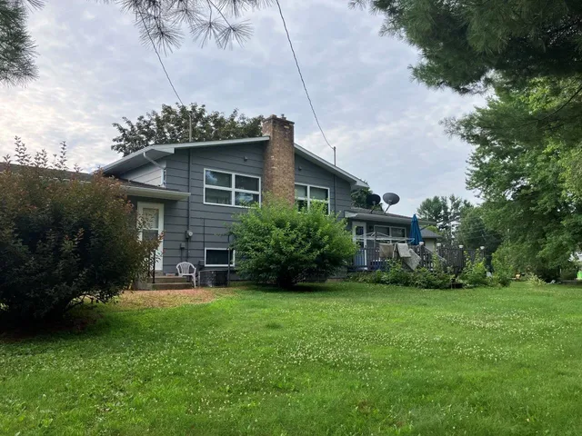 $249,000 | 229 Park Lane, Clintonville, WI 54929