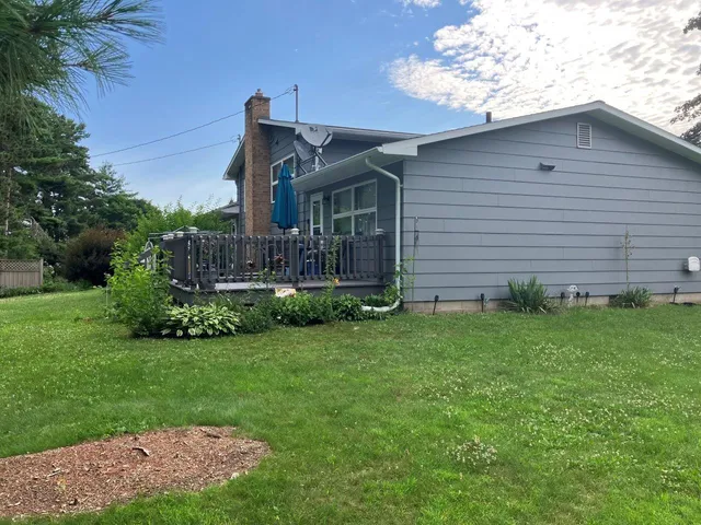 $249,000 | 229 Park Lane, Clintonville, WI 54929