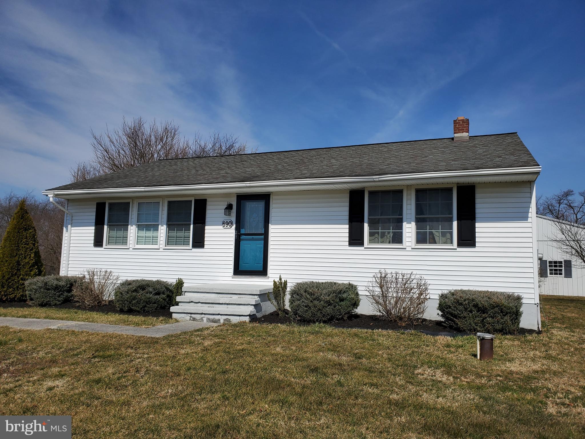 690 Georgetown Road Littlestown, PA 17340 - Photo 2 of 32 Maintenance free exterior!