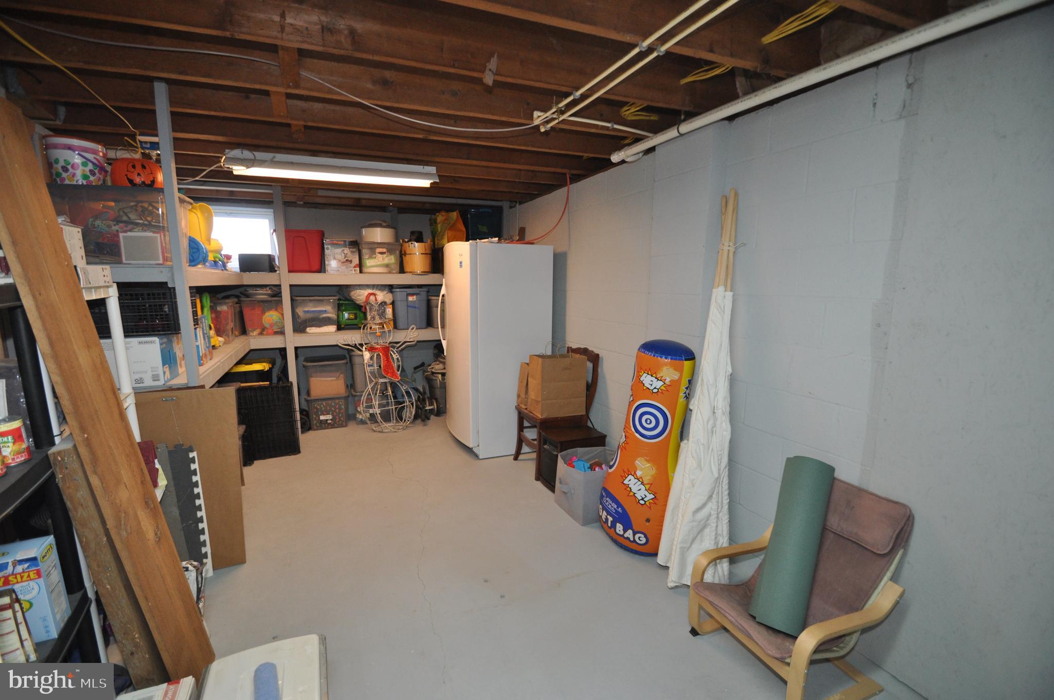 690 Georgetown Road Littlestown, PA 17340 - Photo 23 of 32 Tons of storage space.