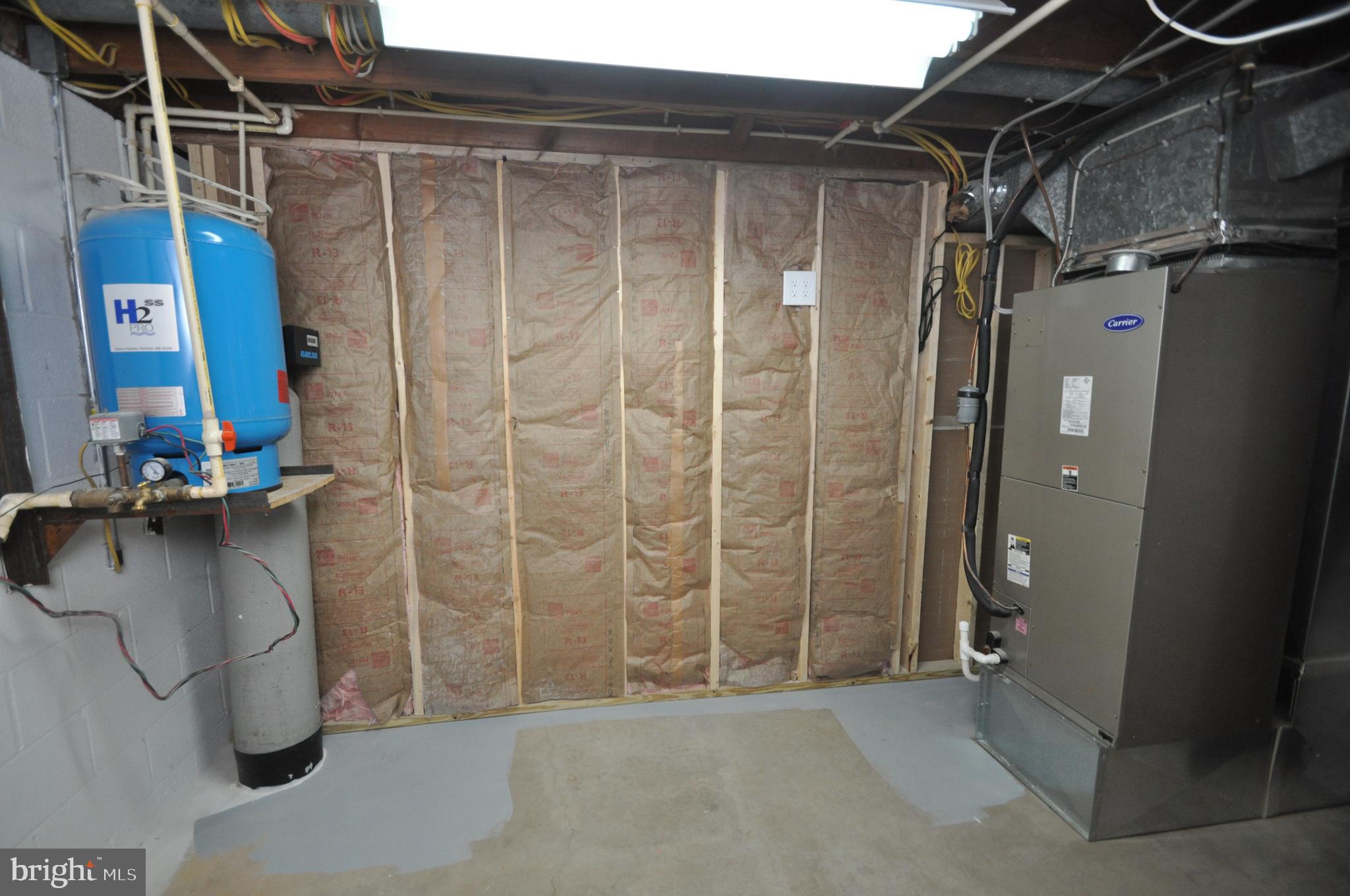 690 Georgetown Road Littlestown, PA 17340 - Photo 24 of 32 2nd utility room lower level,