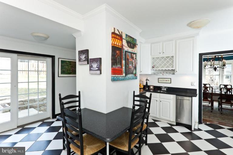 6 St Johns Road Baltimore, MD 21210 - Photo 5 of 21 Kitchen #2