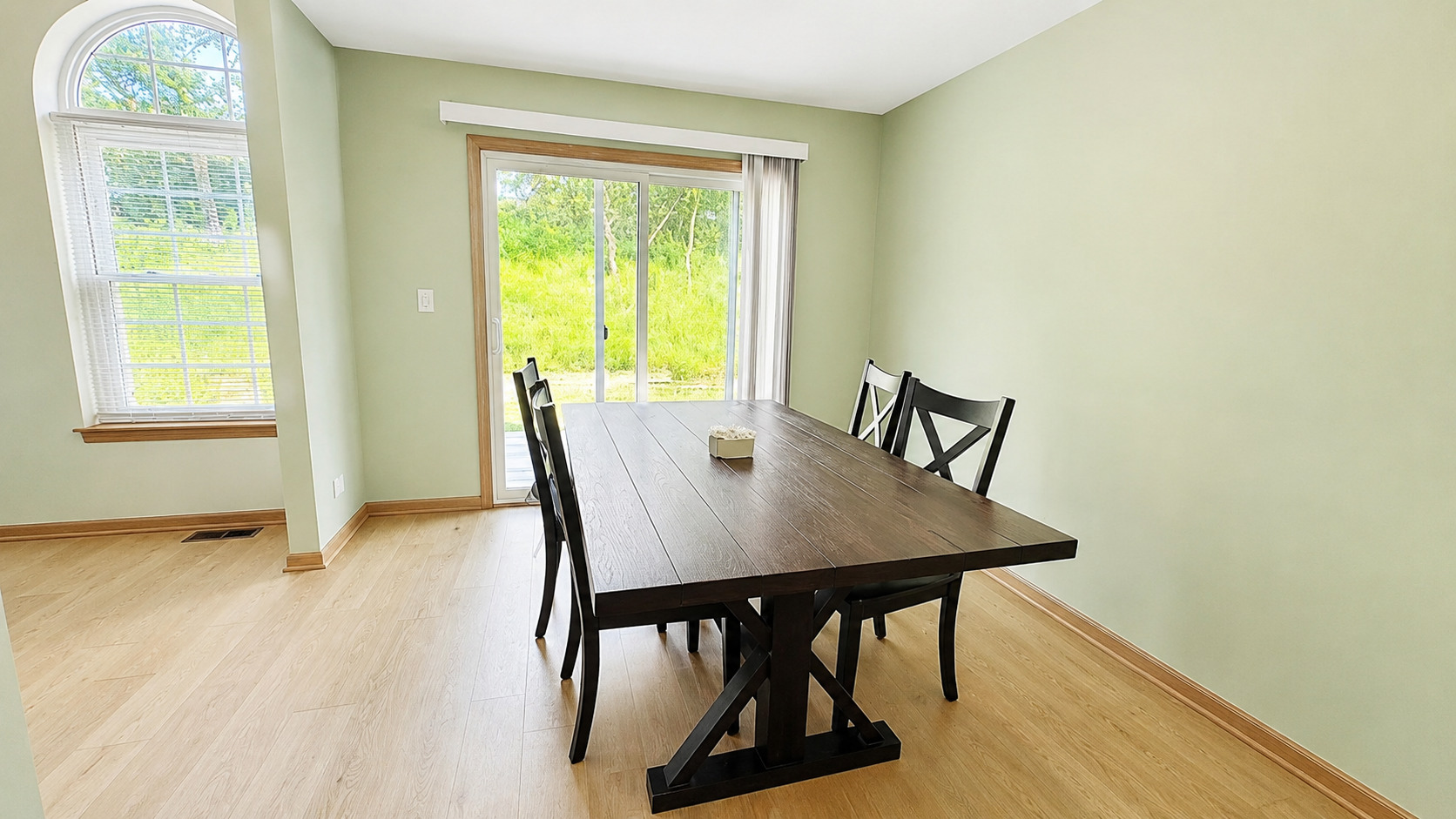 5445 Ridge Crossing Hanover Park, IL 60133 - Photo 2 of 22