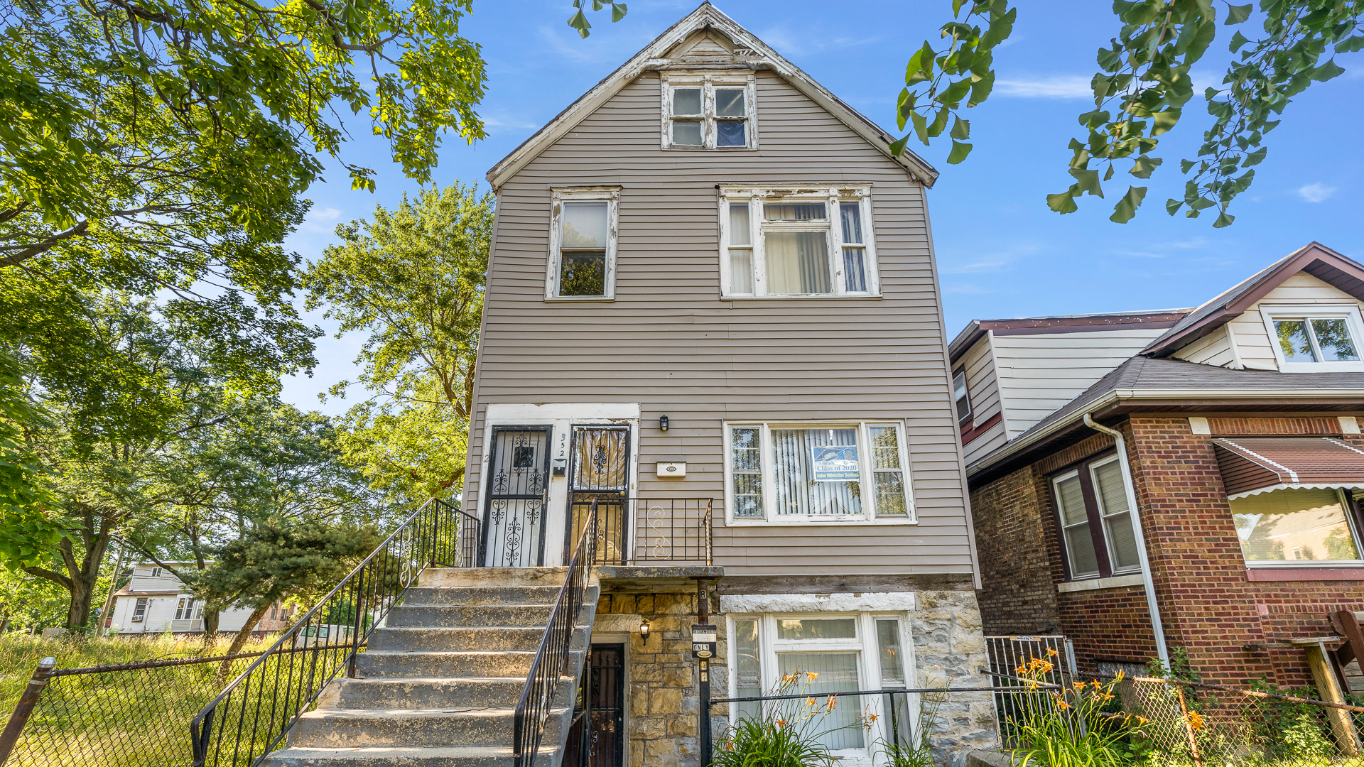 352 West 118th Street Chicago, IL 60628 - Photo 1 of 49
