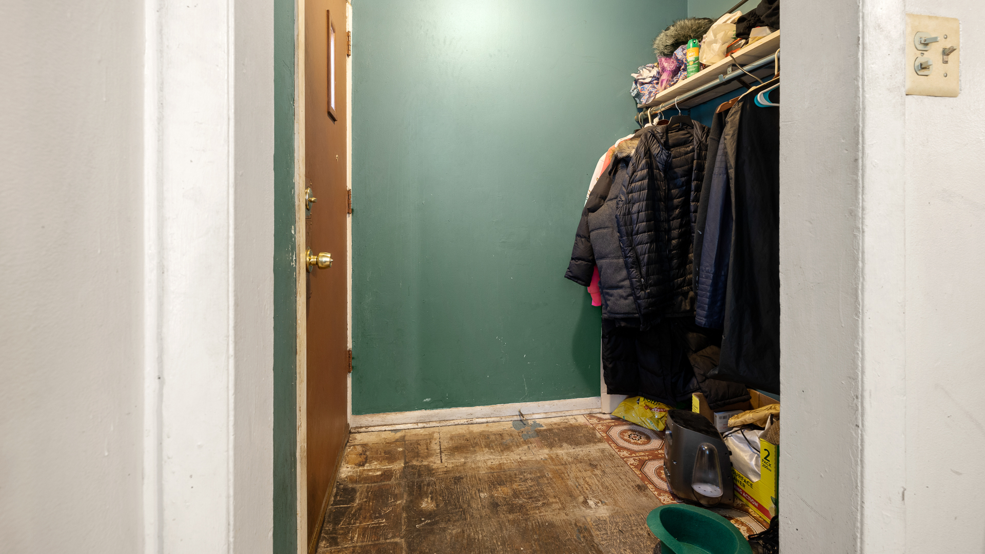 352 West 118th Street Chicago, IL 60628 - Photo 15 of 49