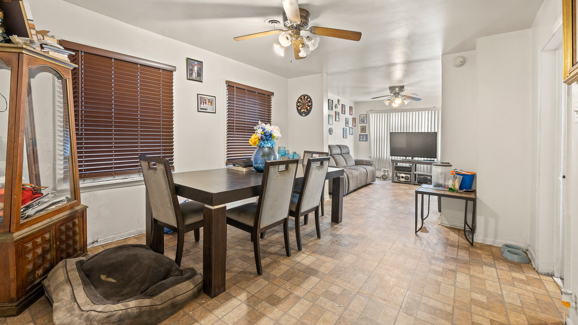 352 West 118th Street Chicago, IL 60628 - Photo 18 of 49