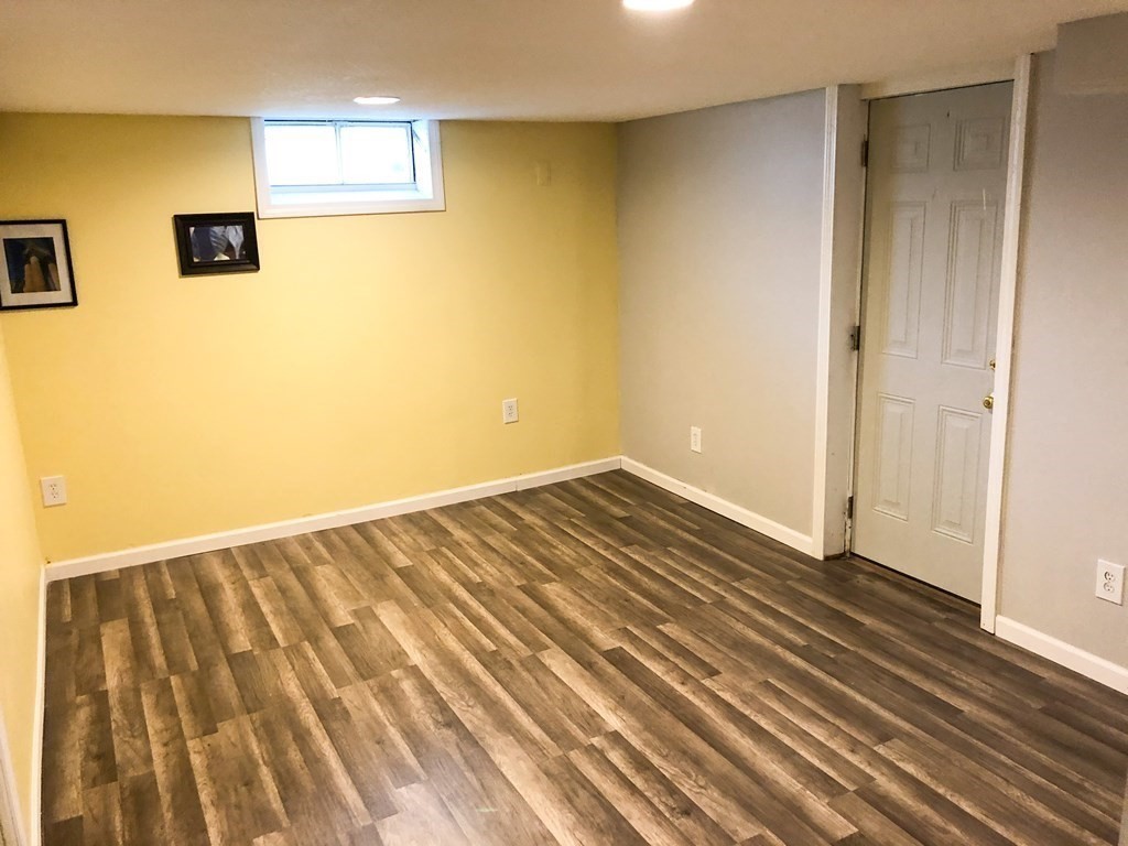 14 Batavia Street Worcester, MA 01604 - Photo 10 of 15 Gallery Image 10