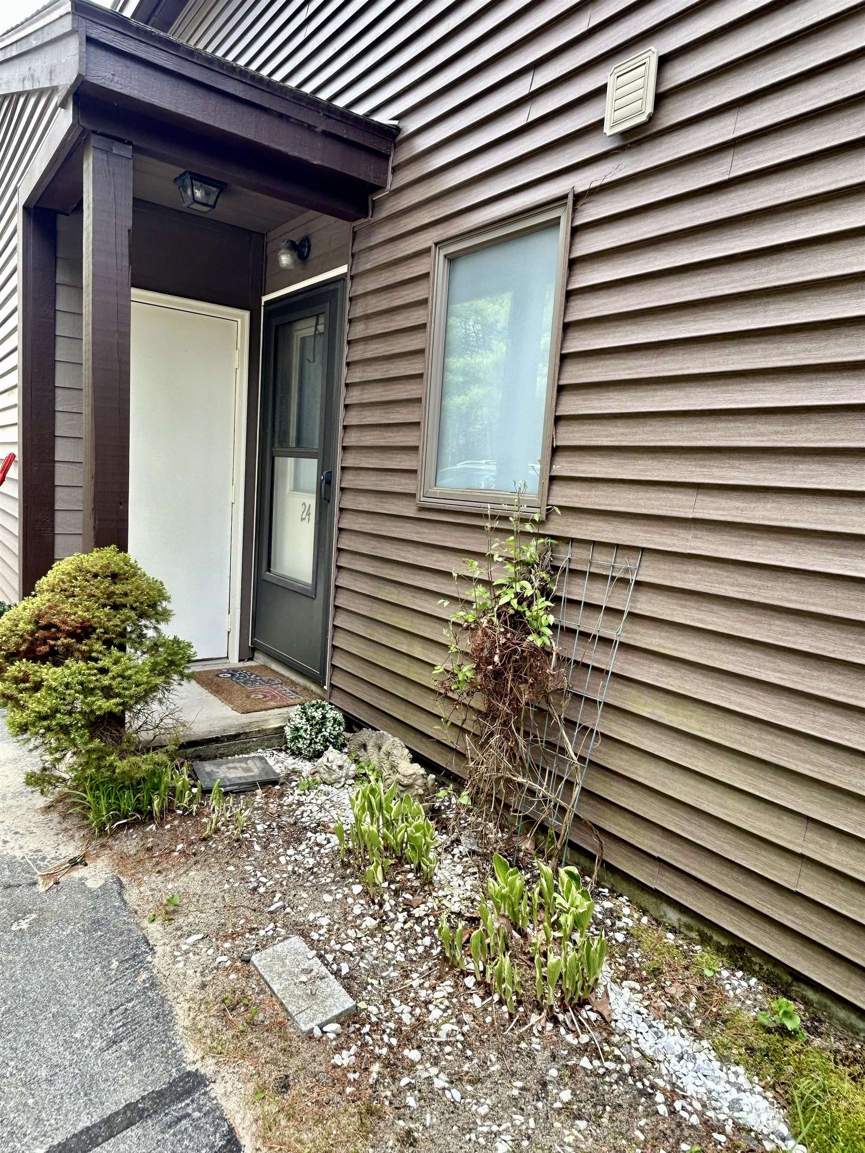 576 Francestown Road, Unit 24 Bennington, NH 03442 - Photo 5 of 21