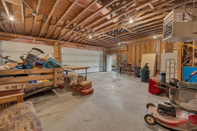 $300,000 | 4149 Oglesby Avenue, Gurnee, IL 60031