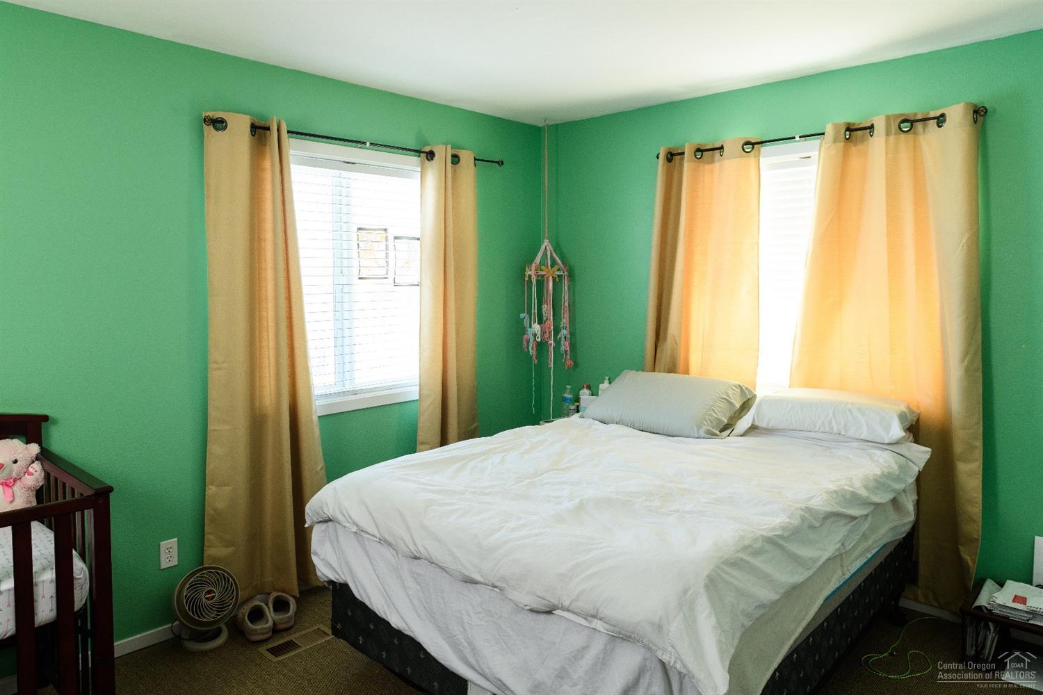 20250 Marsh Road Bend, OR 97703 - Photo 22 of 24 Additional Photo