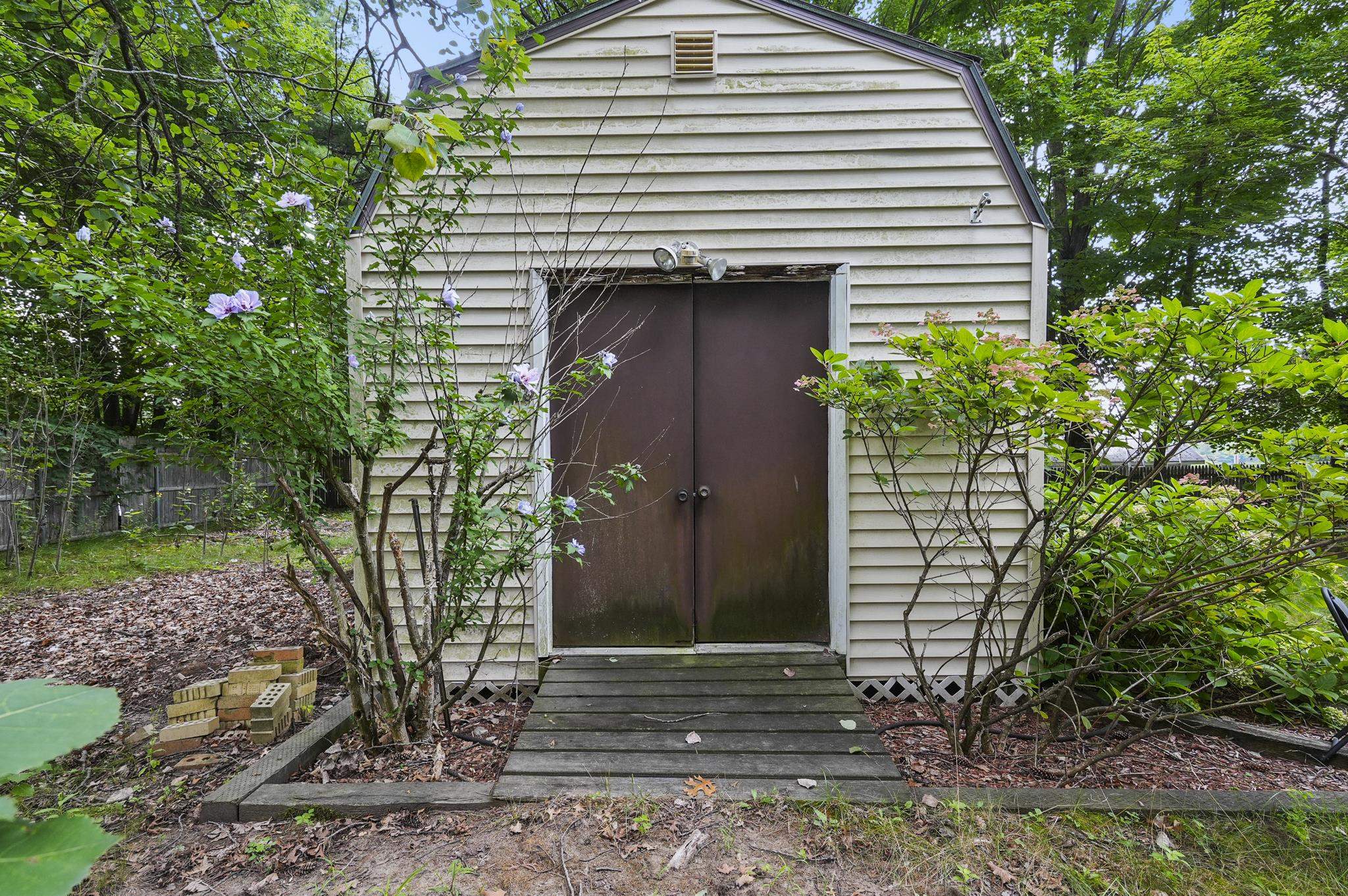 72 Millville Circle Salem, NH 03079 - Photo 36 of 42