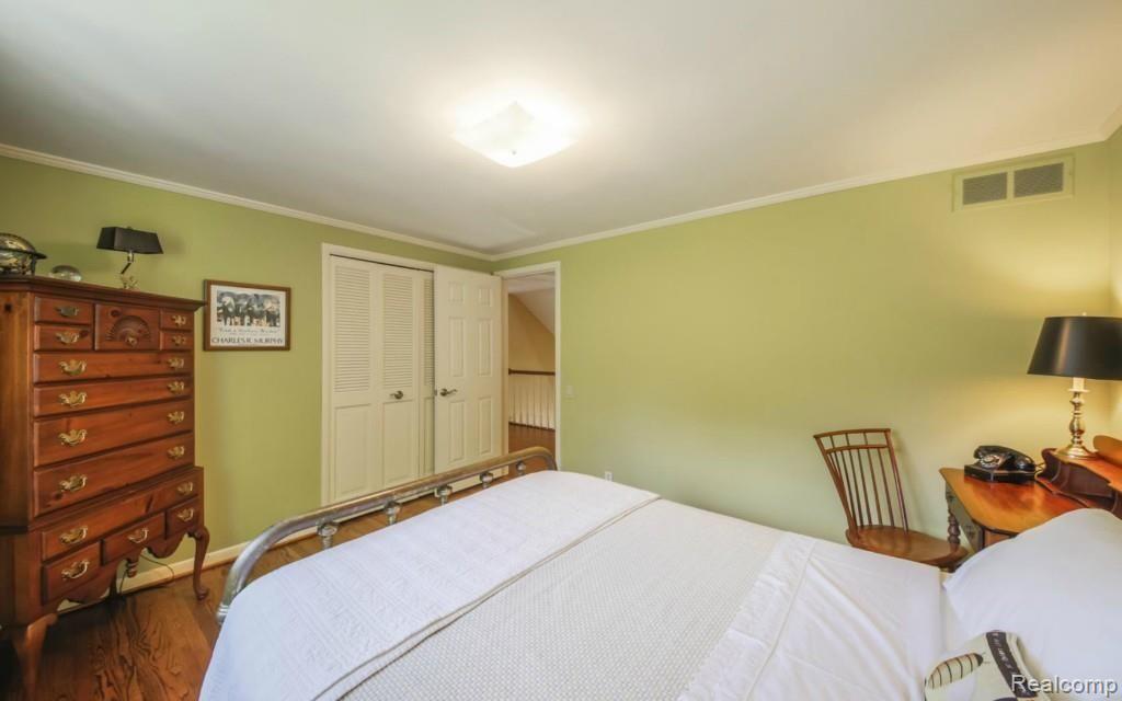636 Cook Road Grosse Pointe Woods, MI 48236 - Photo 22 of 33