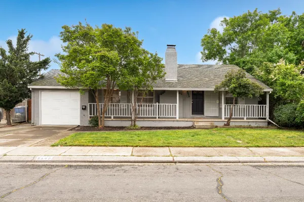 $585,000 | 5640 33rd Avenue, Sacramento, CA 95824
