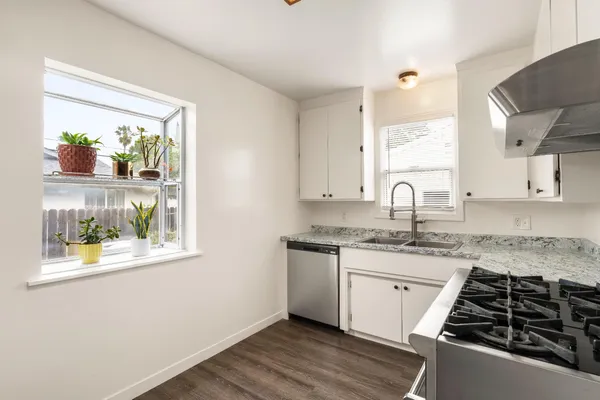 $585,000 | 5640 33rd Avenue, Sacramento, CA 95824